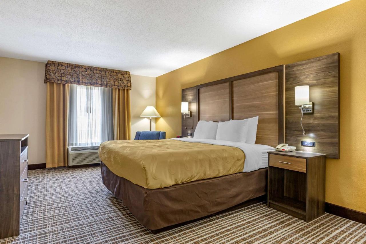 Quality Inn & Suites - Greensboro-High Point Ngoại thất bức ảnh