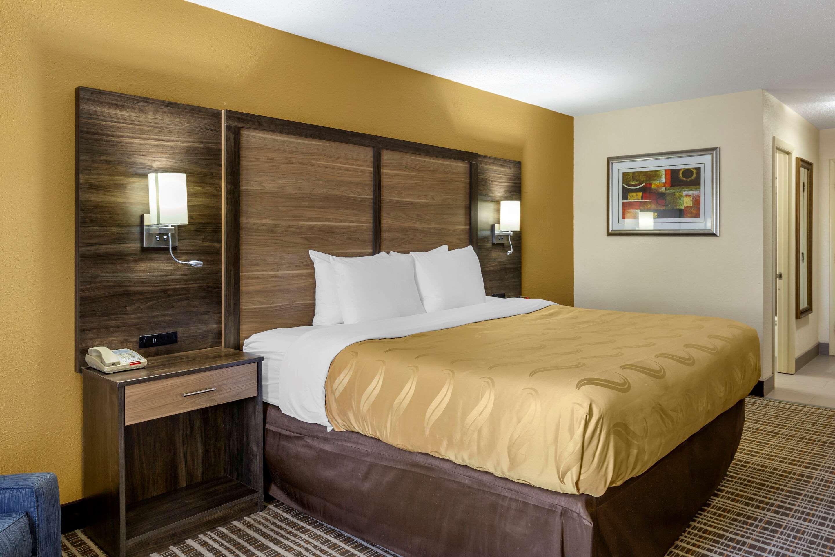 Quality Inn & Suites - Greensboro-High Point Ngoại thất bức ảnh