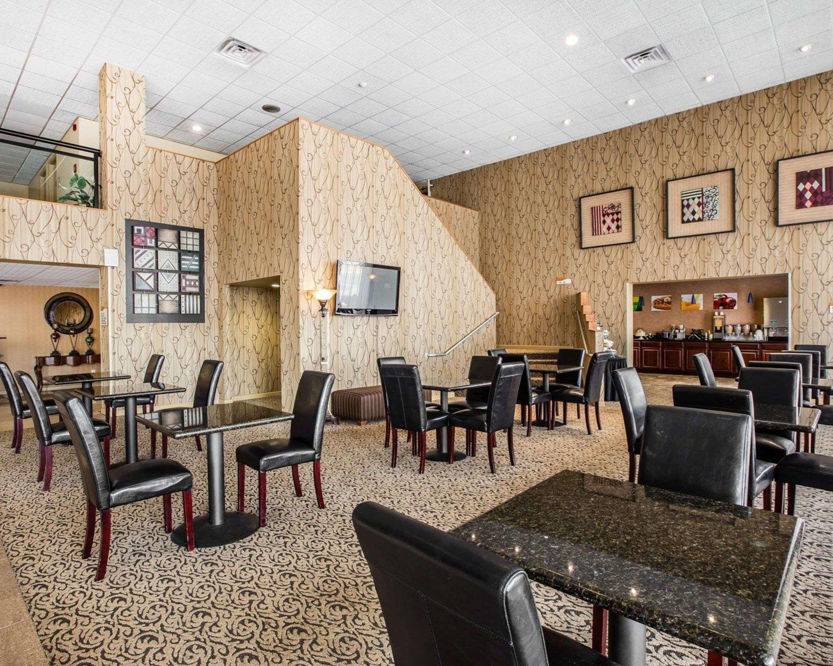Quality Inn & Suites - Greensboro-High Point Ngoại thất bức ảnh