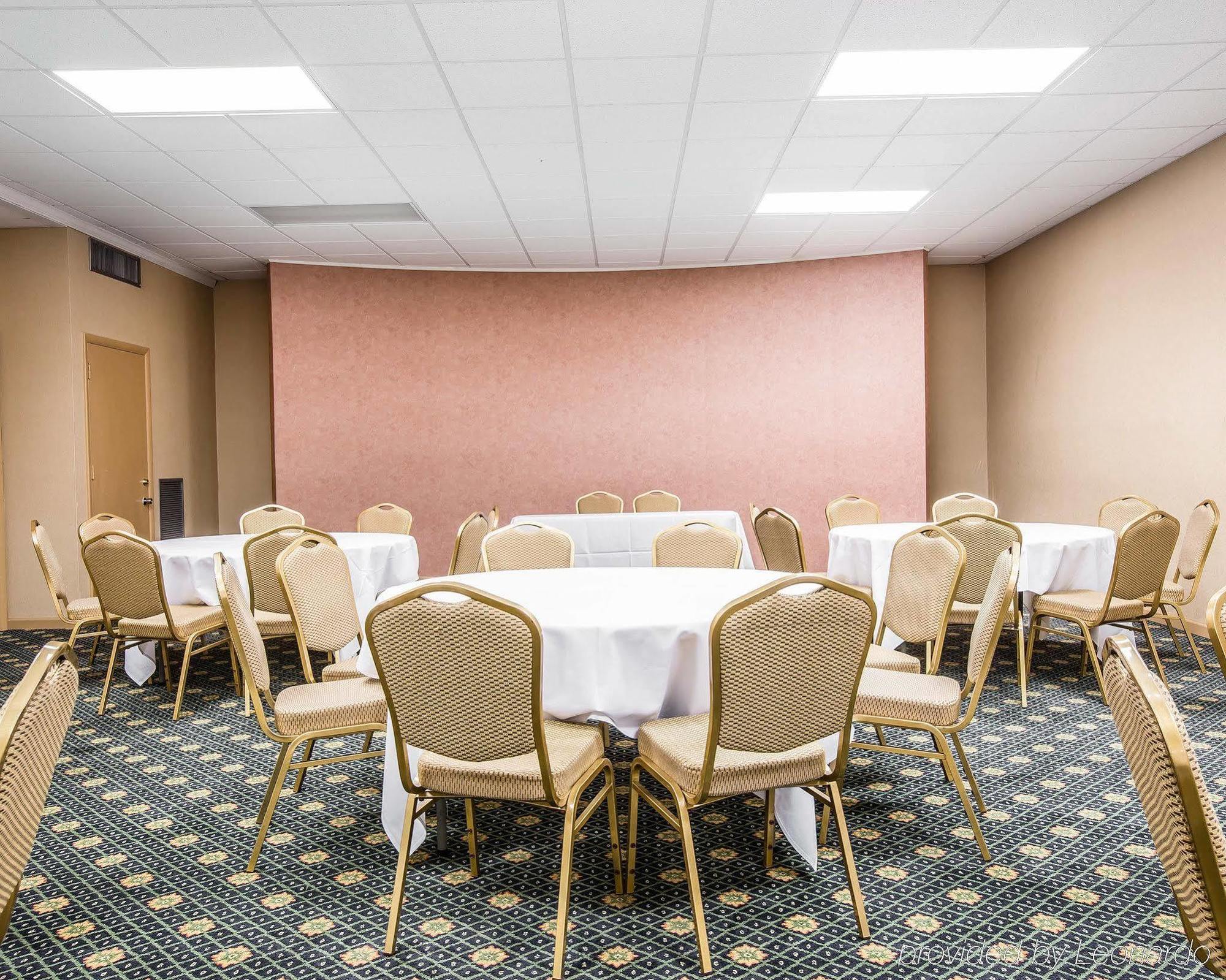Quality Inn & Suites - Greensboro-High Point Ngoại thất bức ảnh